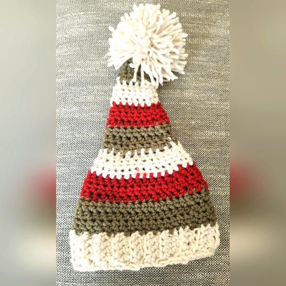 Newborn Crocheted Elf Hat - Picture 1 of 4